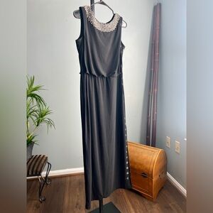 R&M Edwards Elegant Black Sleeveless Dress with Embellished Neckline Petite 8